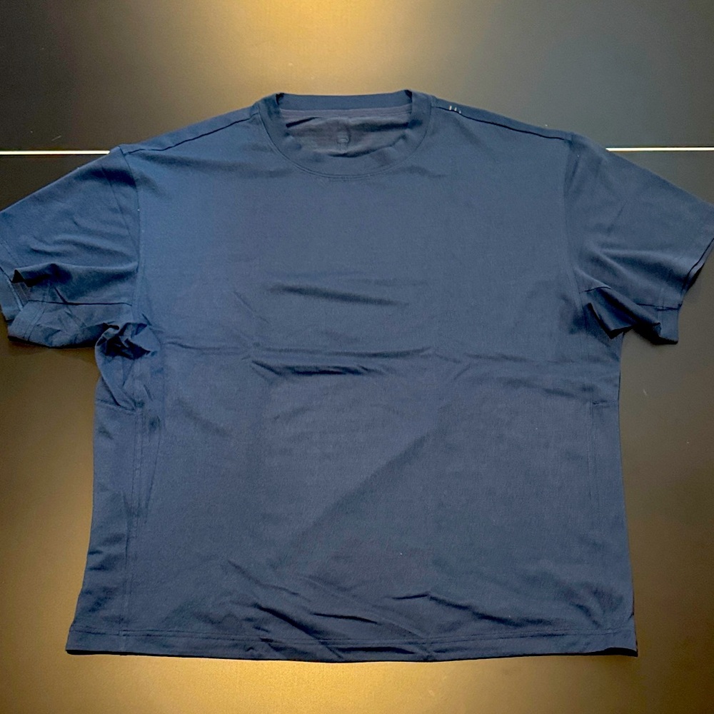 lululemon athletica Deep Blue Short Sleeve Tee